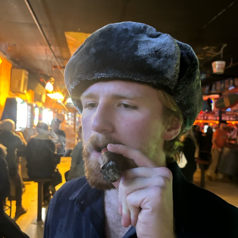 Meet your Posher, Ethan